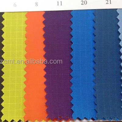 Tessuto di nylon rivestito in PU flessibile e resistente per scarpe