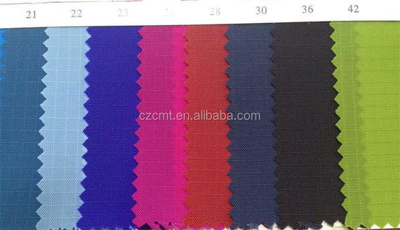 Tessuto di nylon rivestito in PU flessibile e resistente per scarpe