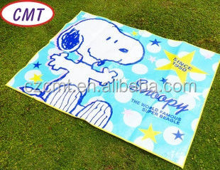 Scegli tra una varietà di larghezza 58/60&quot; Stampa rivestita con tessuto di poliestere Snoopy
